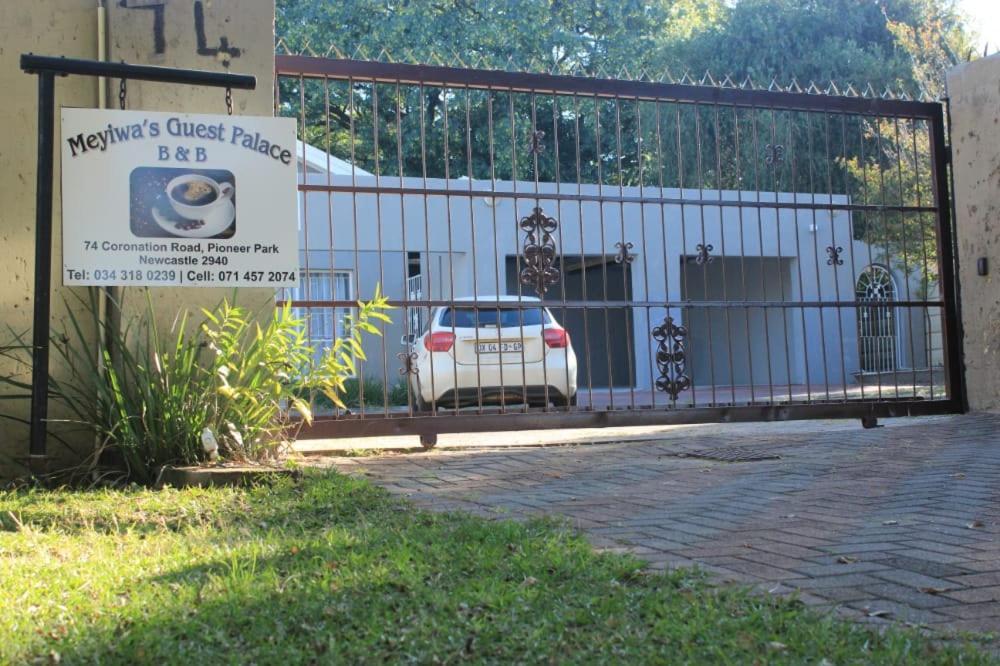 Meyiwa Guest Palace Newcastle Exterior photo